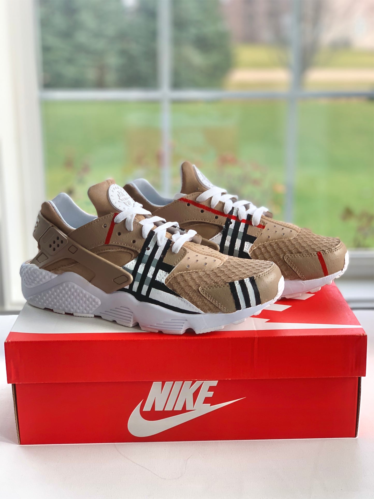 Burberry - Huaraches - Tommy Manning Art